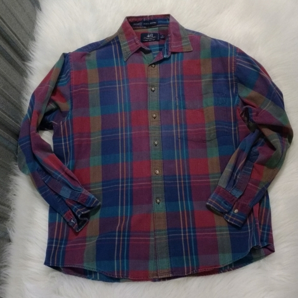 VINTAGE Colorful Plaid 417 Over Easy Van Heusen Long Sleeve Button Up Shirt - Picture 5 of 9